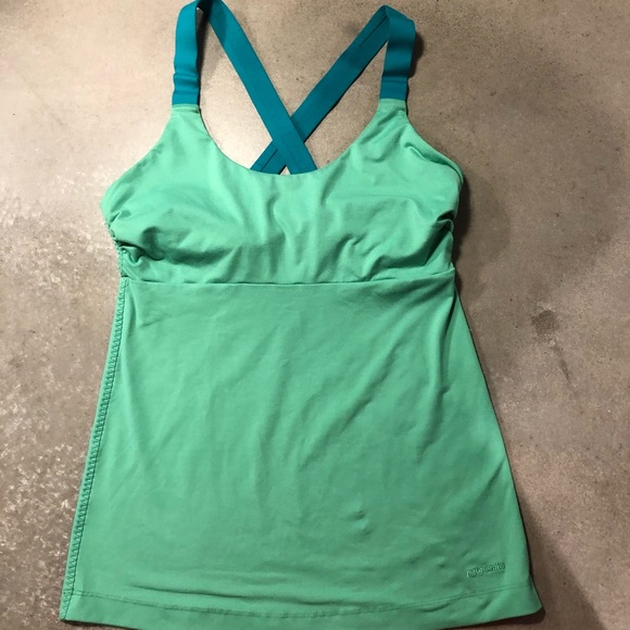 Patagonia Tops - 🌸 4/$20 Patagonia athletic Top